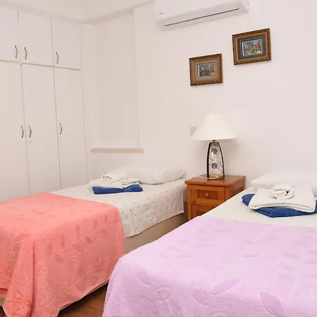 Rest House Apartman *