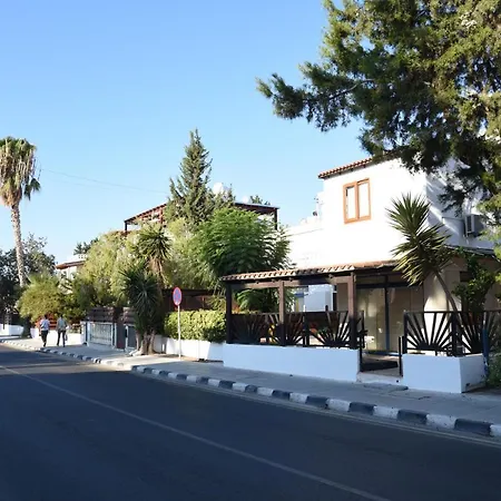 Rest House Apartment Paphos