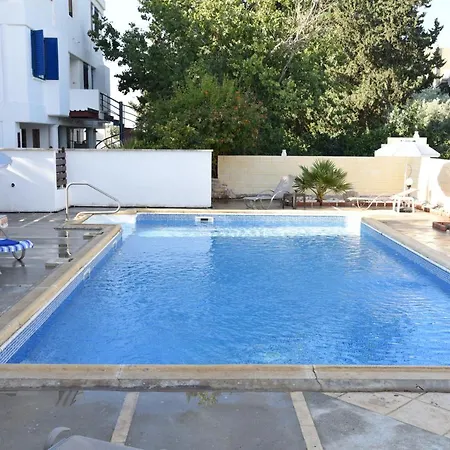 Rest House Πάφος
