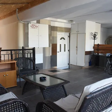Διαμέρισμα Rest House